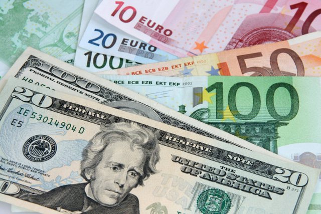, Më në fund Euro po &#8220;rimerr veten&#8221;, por çfarë po ndodh me Dollarin