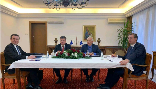 , Takimi i Ohrit/ Mediat sigurojnë dokumentin që pritet të firmosë Kurti dhe Vuçiç